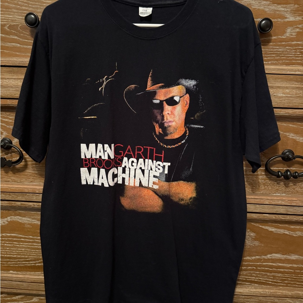 Garth Brooks Black Graphic T-Shirt